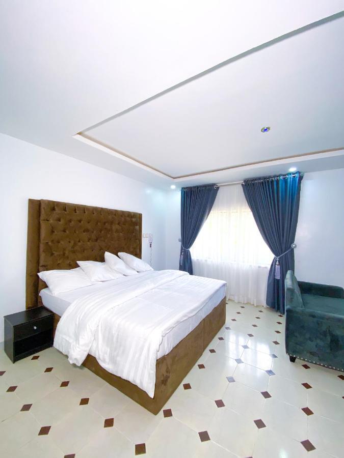 D & D Apartments Abuja Exterior photo